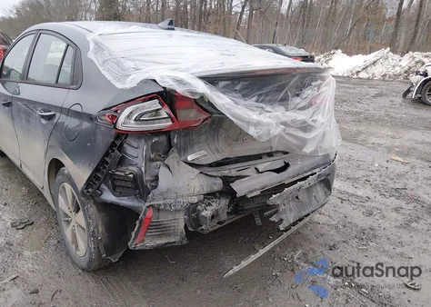 2019 Hyundai Ioniq Plug-In Hybrid from USA, damaged, VIN KMHC65LD8KU155068